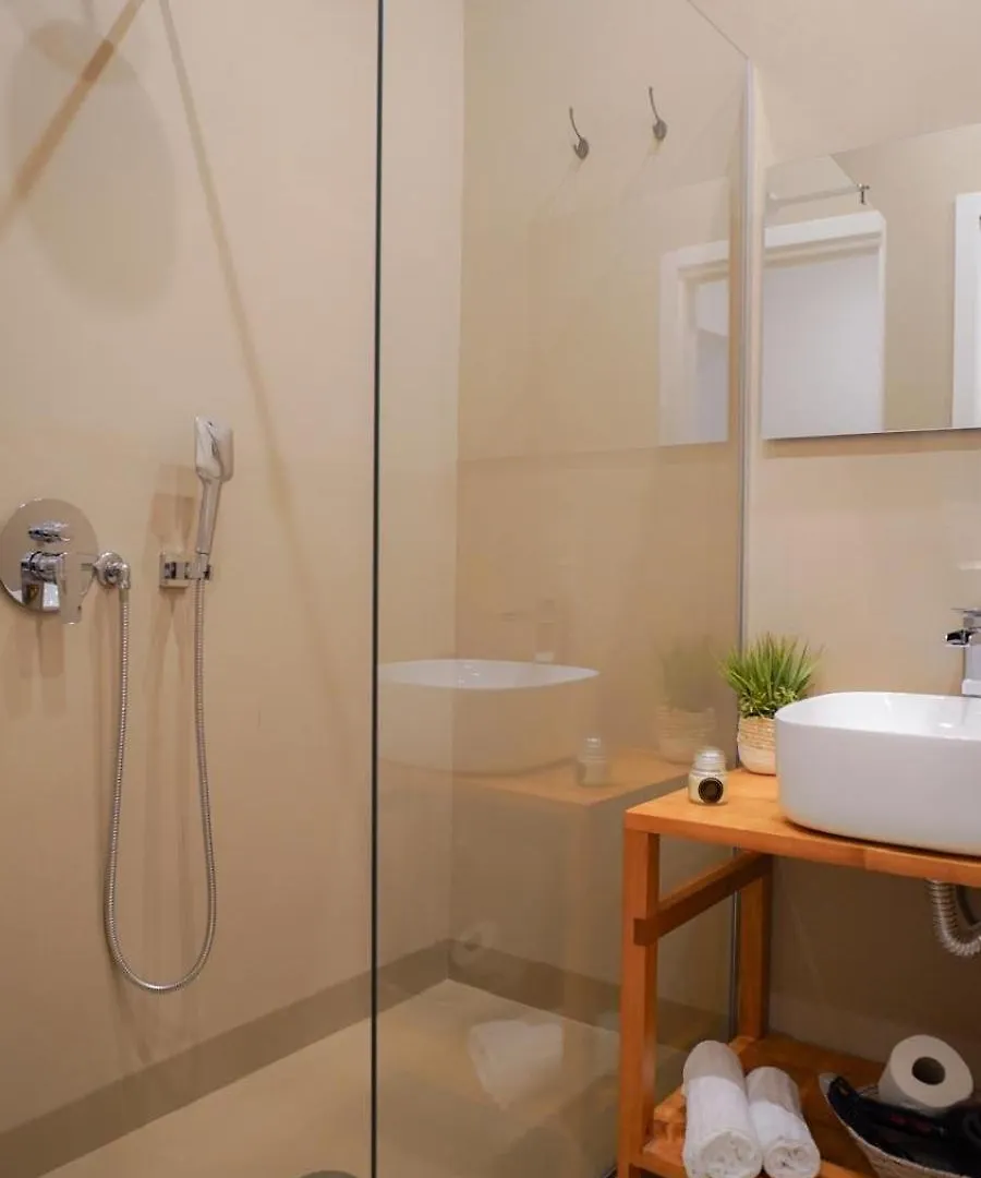Marina Sea Apartments-Seaside Boutique Palermo 0*,