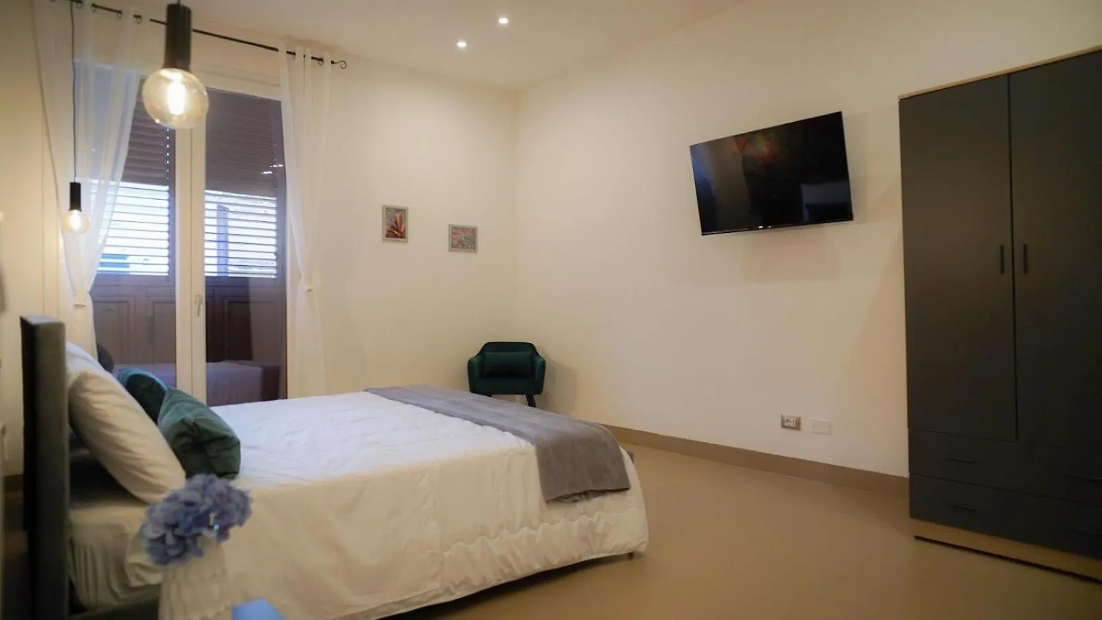 Marina Sea Apartments-Seaside Boutique Palermo Prázdninový dům