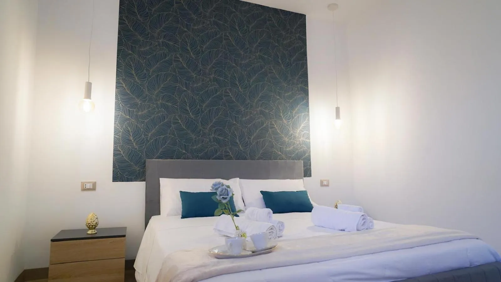 Marina Sea Apartments-Seaside Boutique Palermo 0*,  Italy